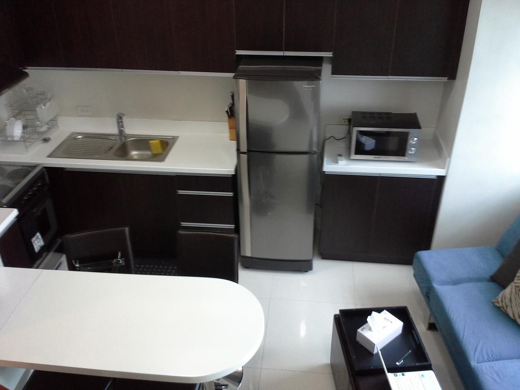 Eton Parkview Apartment Makati City Ngoại thất bức ảnh