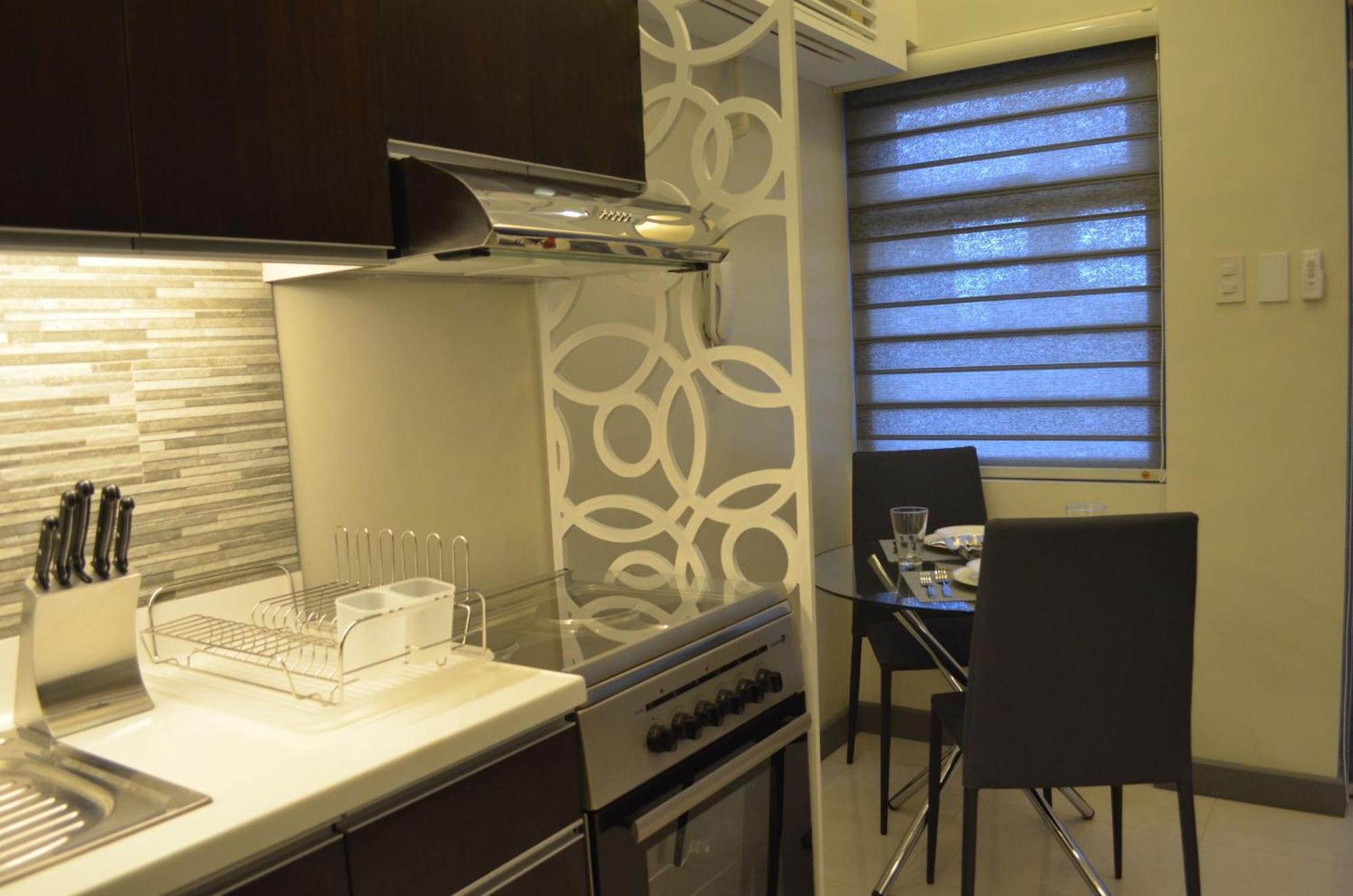 Eton Parkview Apartment Makati City Ngoại thất bức ảnh